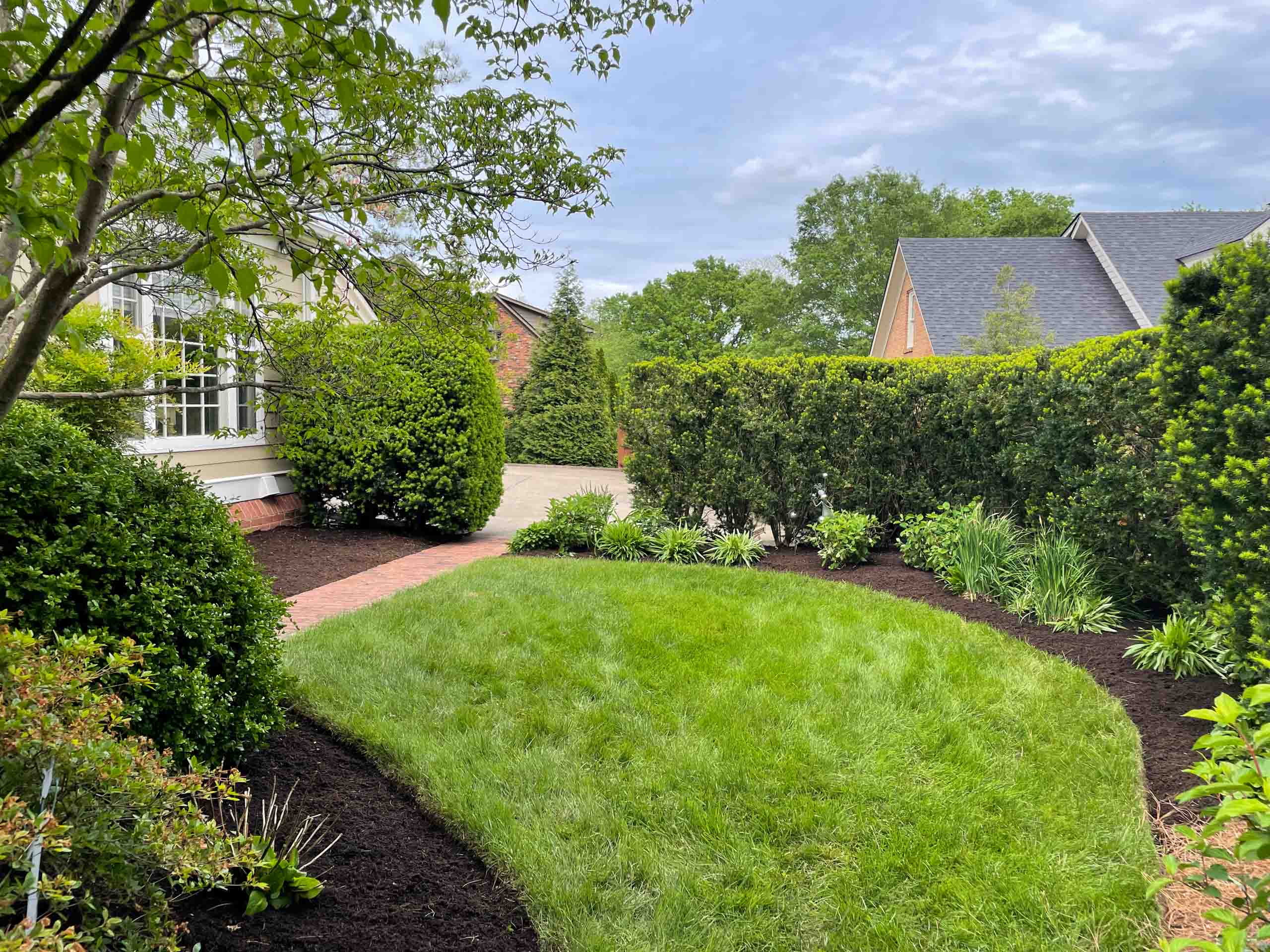 Lawn Care Services Team in Nicholasville, KY